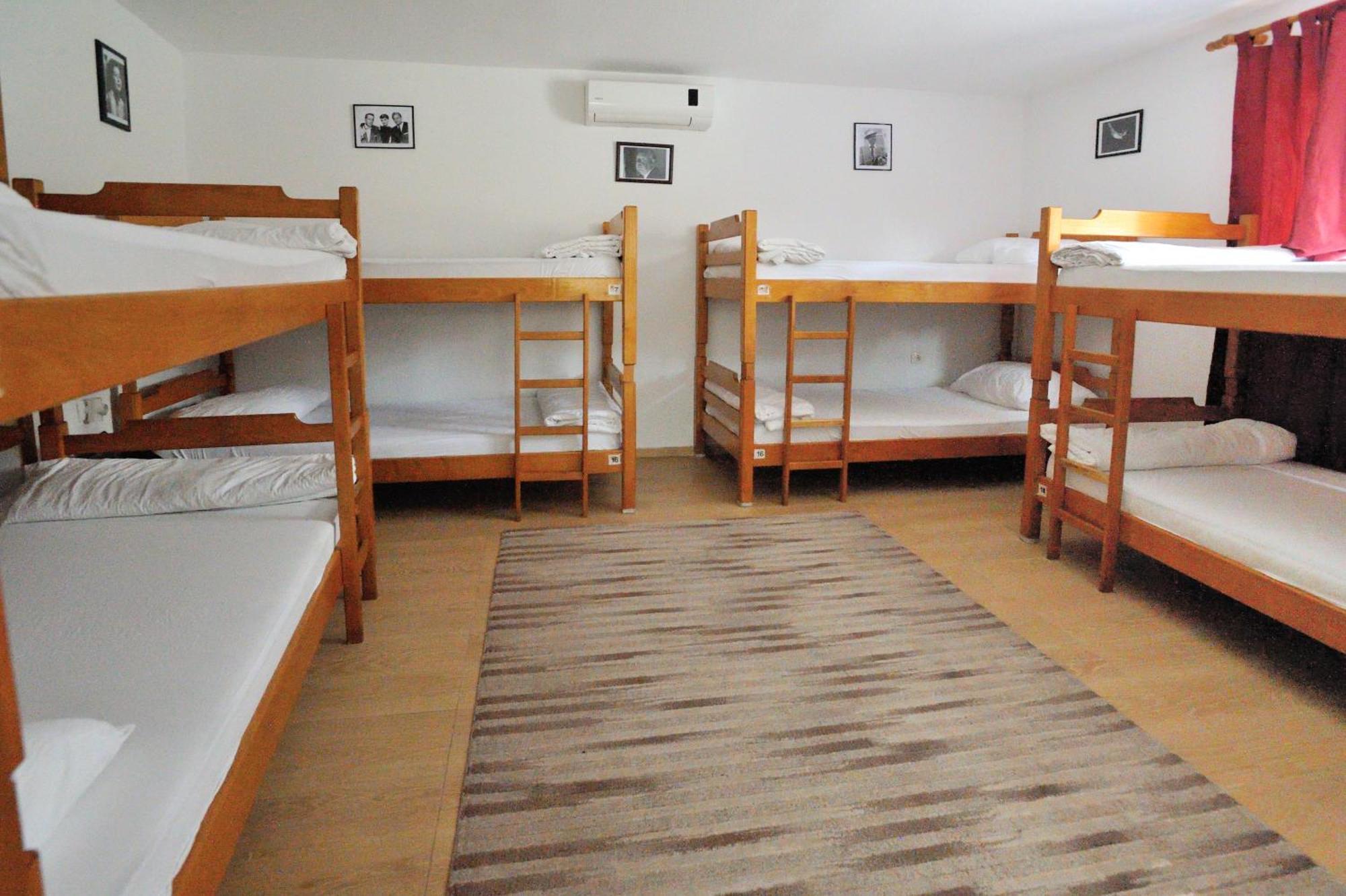 Hostel David Мостар Экстерьер фото